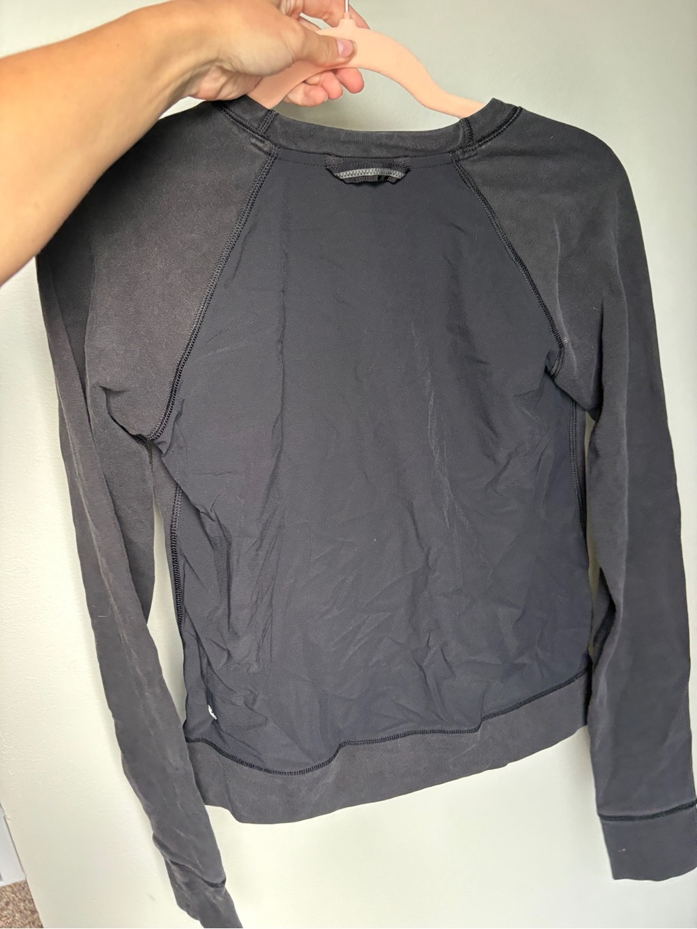 Lululemon Washed Black Crewneck Sweatshirt - Picture 4 of 11